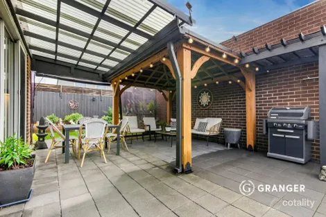 Property photo of 2/24 South Road Rosebud VIC 3939