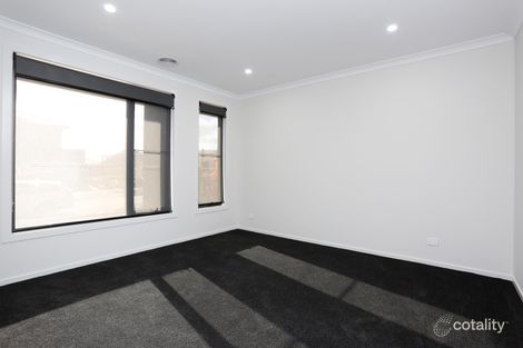 Property photo of 17 Rabbit Crescent Werribee VIC 3030