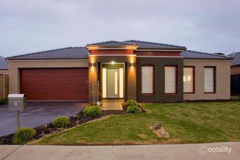 5 Newton Dr, Cranbourne North, VIC 3977