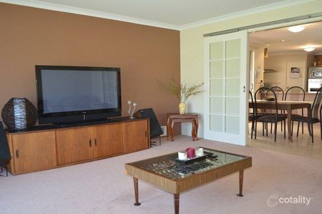 Property photo of 30 Froudist Circle Southern River WA 6110