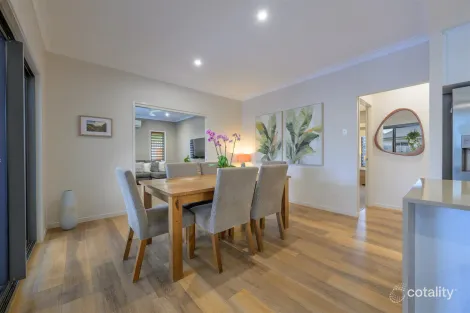 Property photo of 7 Winpara Drive Kirkwood QLD 4680