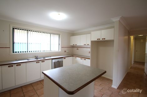 Property photo of 6 Coombes Place Orange NSW 2800