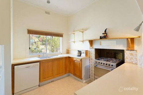 Property photo of 2 Roderick Street Castlemaine VIC 3450