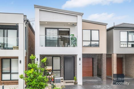 Property photo of 17 Luckman Glade Marsden Park NSW 2765
