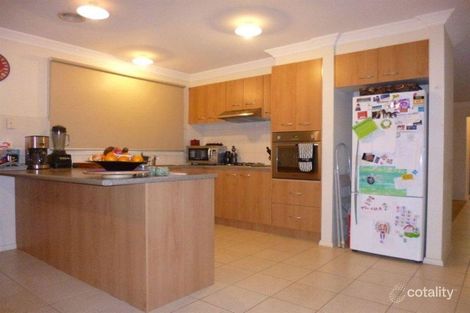 Property photo of 42 Macadamia Grove Werribee VIC 3030