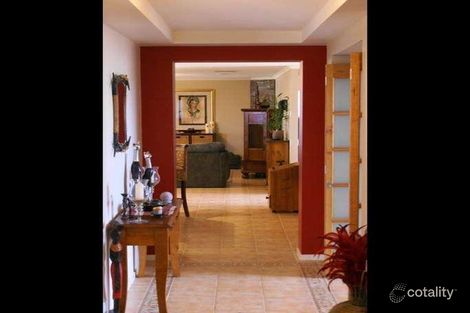 Property photo of 11 Ormiston Place Narre Warren South VIC 3805