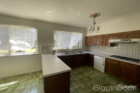 Property photo of 47 Golden Way Bulleen VIC 3105