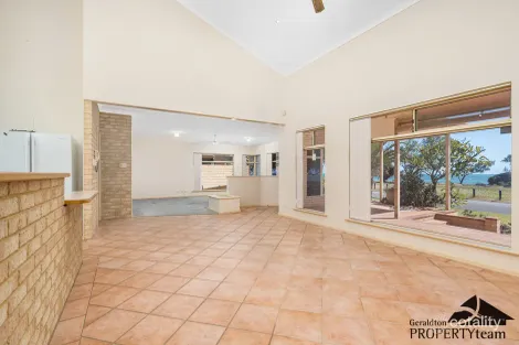 Property photo of 112 Kempton Street Bluff Point WA 6530