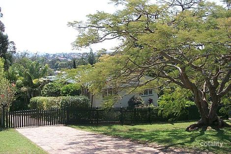 42 Dagmar St, Holland Park West, QLD 4121