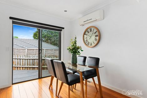 Property photo of 33 Blazey Road Croydon South VIC 3136