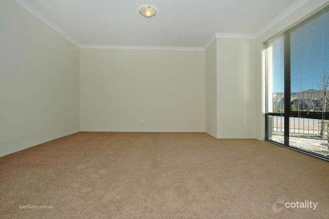 Property photo of 8 Brigantine Drive Jindalee WA 6036