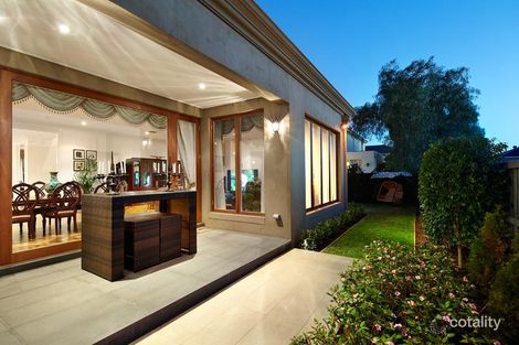 Property photo of 2 Daniel Court Hawthorn East VIC 3123