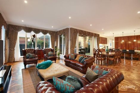 Property photo of 2 Daniel Court Hawthorn East VIC 3123