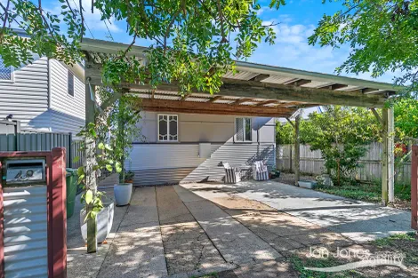 49 Donald St, Woody Point, QLD 4019