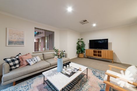 Property photo of 2/9 Goddard Street Lathlain WA 6100