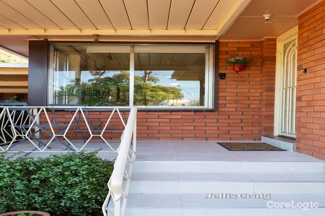 Property photo of 27 Medbury Avenue Watsonia VIC 3087