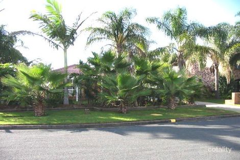 8 Oceanic Pl, Old Bar, NSW 2430