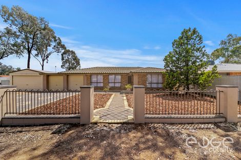 2 Caloundra Dr, Paralowie, SA 5108