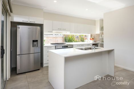 Property photo of 12 Echidna Street Deebing Heights QLD 4306