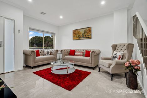 Property photo of 1/49 Stawell Street Cranbourne VIC 3977