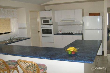Property photo of 4 Dorcas Place Rosemeadow NSW 2560