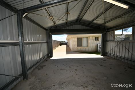Property photo of 27 Tawarra Crescent Gracemere QLD 4702