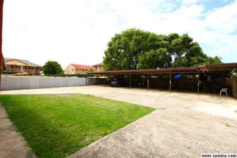 Property photo of 13 Peterborough Avenue Lake Illawarra NSW 2528