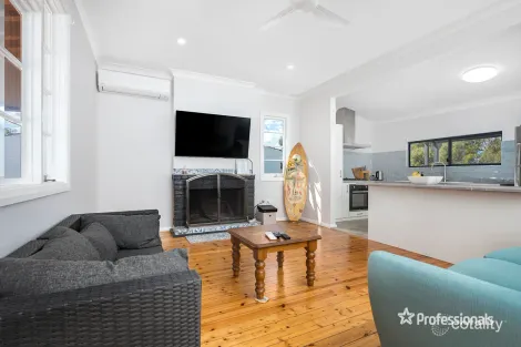 Property photo of 212 Evans Street Beachlands WA 6530