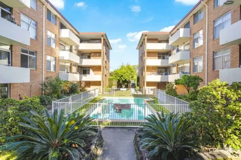 142 Woodburn Rd, Berala, NSW 2141