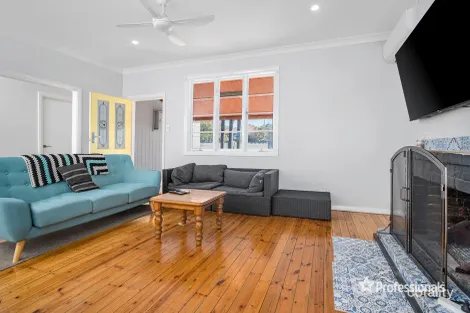 Property photo of 212 Evans Street Beachlands WA 6530