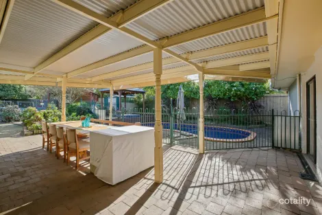 Property photo of 13 McLean Street Drouin VIC 3818