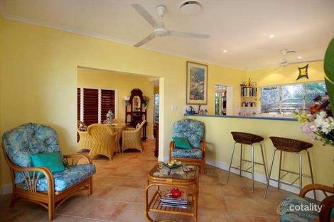 Property photo of 18 Darkin Close Smithfield QLD 4878
