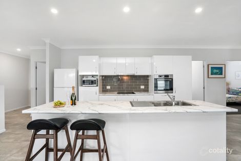 Property photo of 8B Penny Close Whitfield QLD 4870