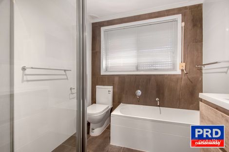 Property photo of 32 Horsley Drive Horsley NSW 2530