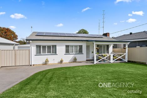 Property photo of 23 Lake Entrance Road Oak Flats NSW 2529