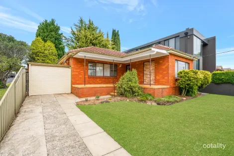 81 Victor Ave, Picnic Point, NSW 2213