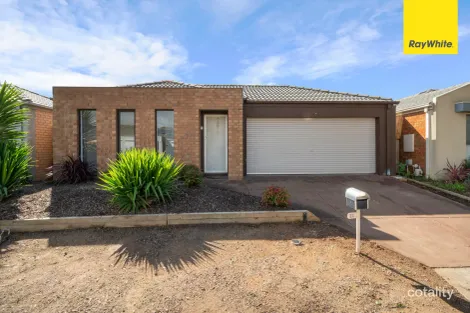 32 Fairhaven Bvd, Melton West, VIC 3337