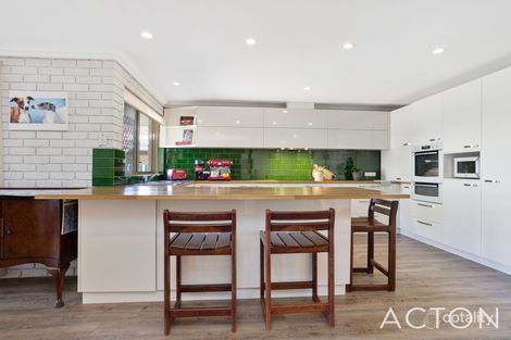 Property photo of 3 Arnold Crescent Kardinya WA 6163