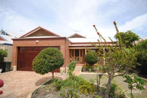 67 Mariners Cove Dr, Dudley Park, WA 6210