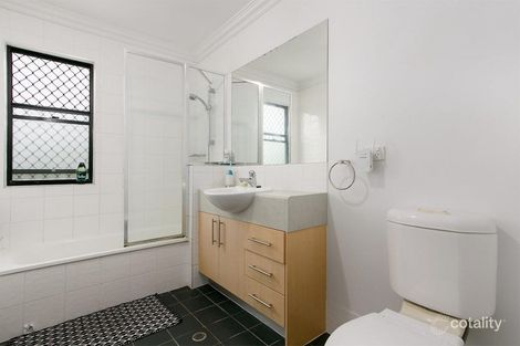 Property photo of 5/15 Kent Street Coorparoo QLD 4151
