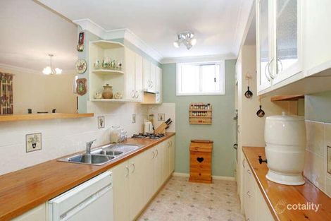 Property photo of 169 Kerry Crescent Berkeley Vale NSW 2261