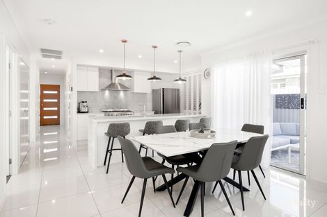 25 Apollo St, Newport, QLD 4020