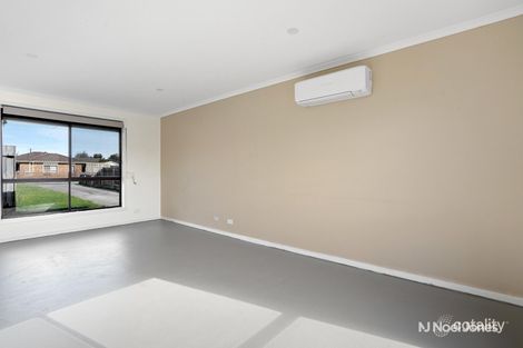 Property photo of 1/23 Ivan Crescent Hampton Park VIC 3976
