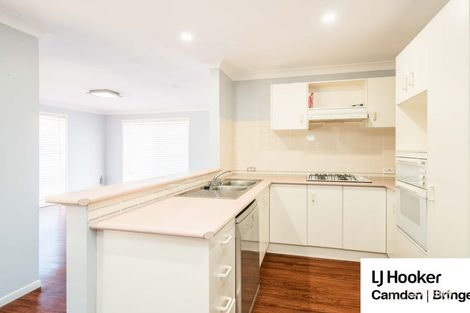 Property photo of 11 Craven Place Mount Annan NSW 2567