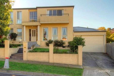 18 Sienna Cres, Endeavour Hills, VIC 3802