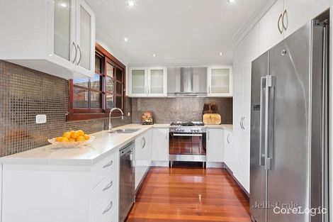 Property photo of 13 Tasman Avenue Strathmore Heights VIC 3041