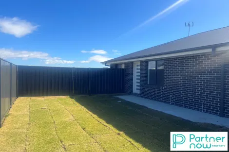 2/49 Kestral St, Moore Creek, NSW 2340