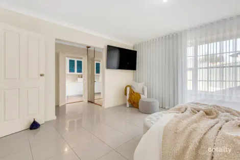 Property photo of 30 Perre Drive Craigmore SA 5114