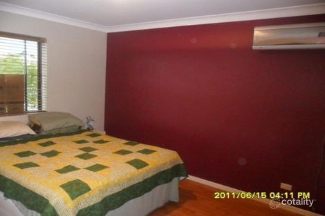 Property photo of 4/10 Dorinda Street Greenslopes QLD 4120