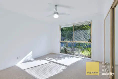Property photo of 13/3 Arundel Drive Arundel QLD 4214